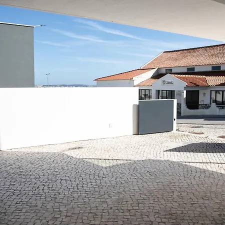 Casa Da Serra - By Sch Serra do Bouro